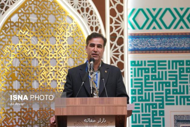 قرآن نوری است که خداوند برای رهایی انسان از گمراهی فرستاده است