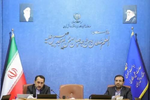 تدوین سند ملی برای تصمیم گیری در عرصه آب ژرف ارایه پیشنهادات به مجلس